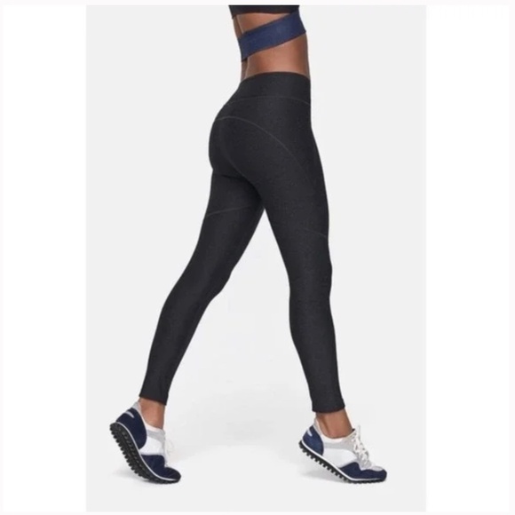 Outdoor Voices Charcoal 7/8 Warmup Leggings in Charcoal Gray size Small - Picture 1 of 9